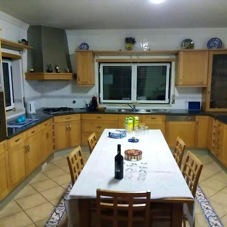 Charming House Near Santiago Da Guarda With Private Pool. Holiday home Leiria