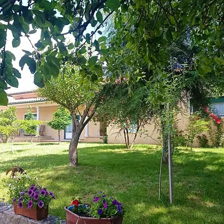 Charming House Near Santiago Da Guarda With Private Pool. Holiday home Leiria